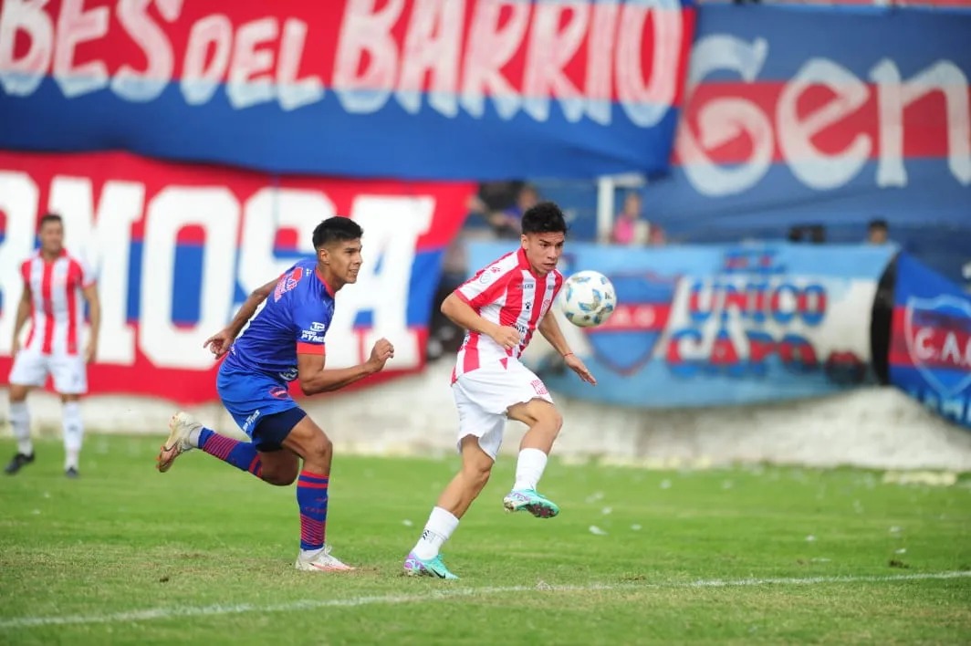 San Martín de Tucumán empató sin goles frente a Güemes de Santiago del Estero