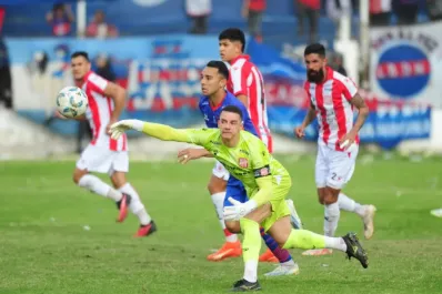 La broma de los defensores de San Martín de Tucumán a Darío Sand: “Pagate el asado…”