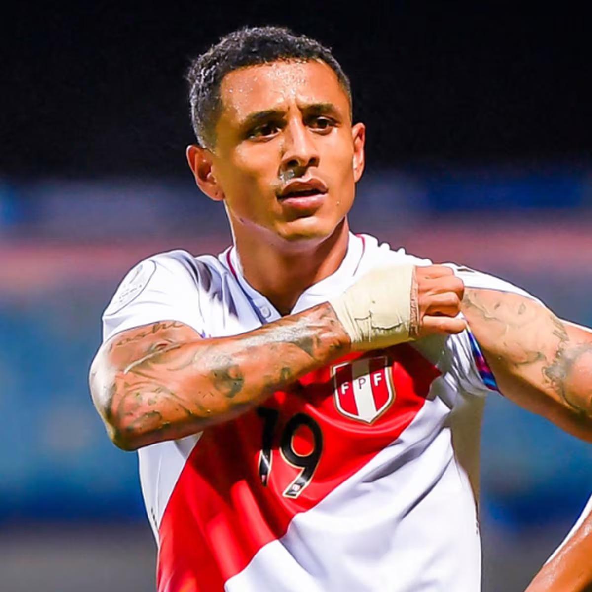 BAJA. Yotún se quedó afuera en la selección de Perú.