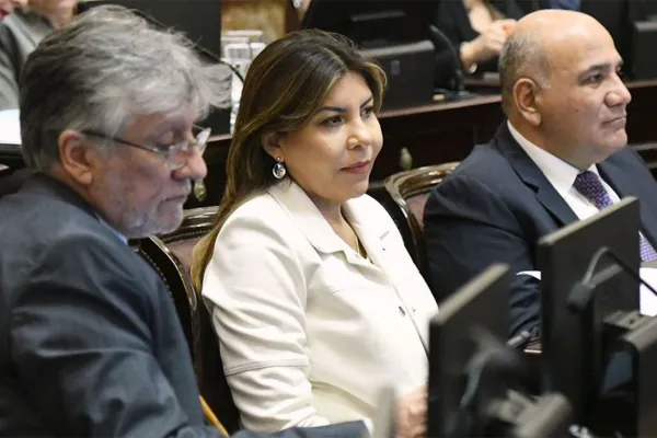 Sandra Mendoza explicó por qué acompañó a la oposición y al oficialismo