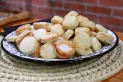 Bizcochitos salados sin harinas ni grasa para acompañar la hora del mate con un snack rico y saludable