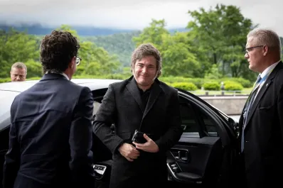 Milei llegó a Suiza para participar de la cumbre por Ucrania