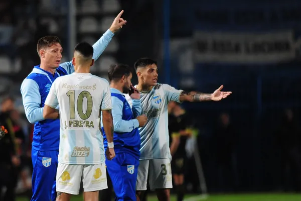 Pereyra no se presentó al entrenamiento y su destino parece lejos de Atlético Tucumán