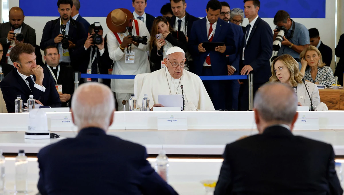 Papa Francisco en el G7.