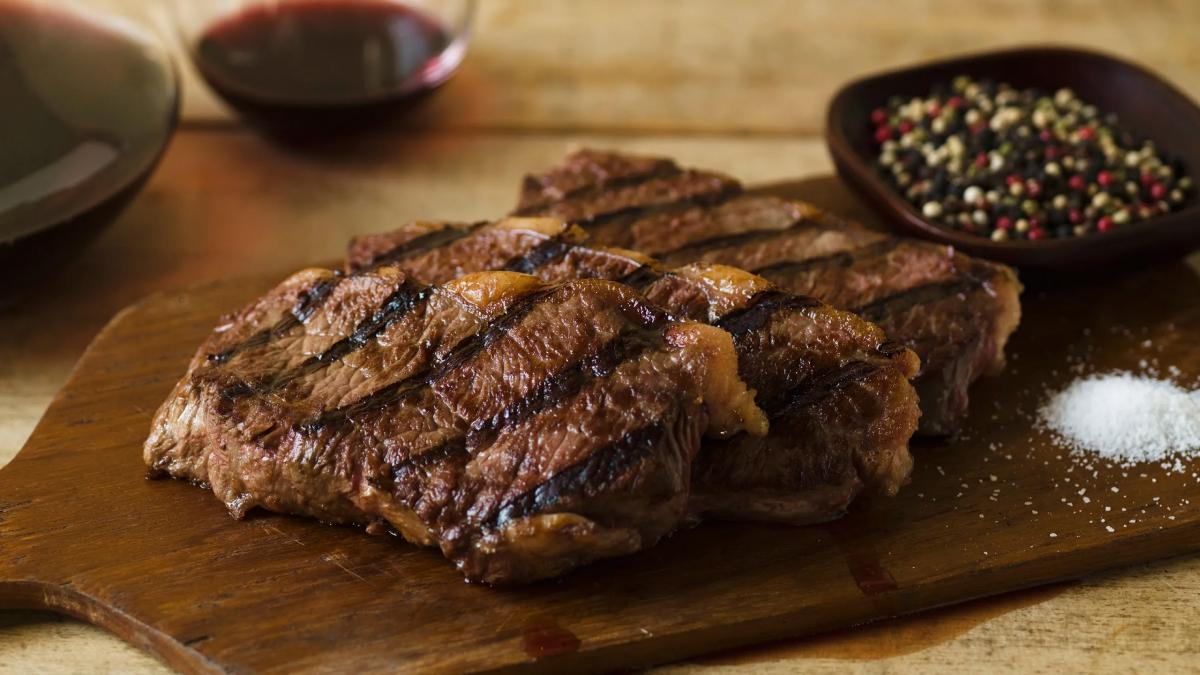 La carne y las legumbres deben combinarse en una dieta balanceada