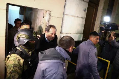 EN VIVO: trasladaron esposado a José Alperovich luego de recibir la condena