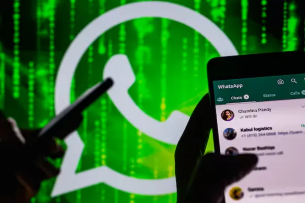 Cuidado con estos mensajes de WhatsApp: así operan las estafas que llegan de Indonesia, Marruecos y Senegal