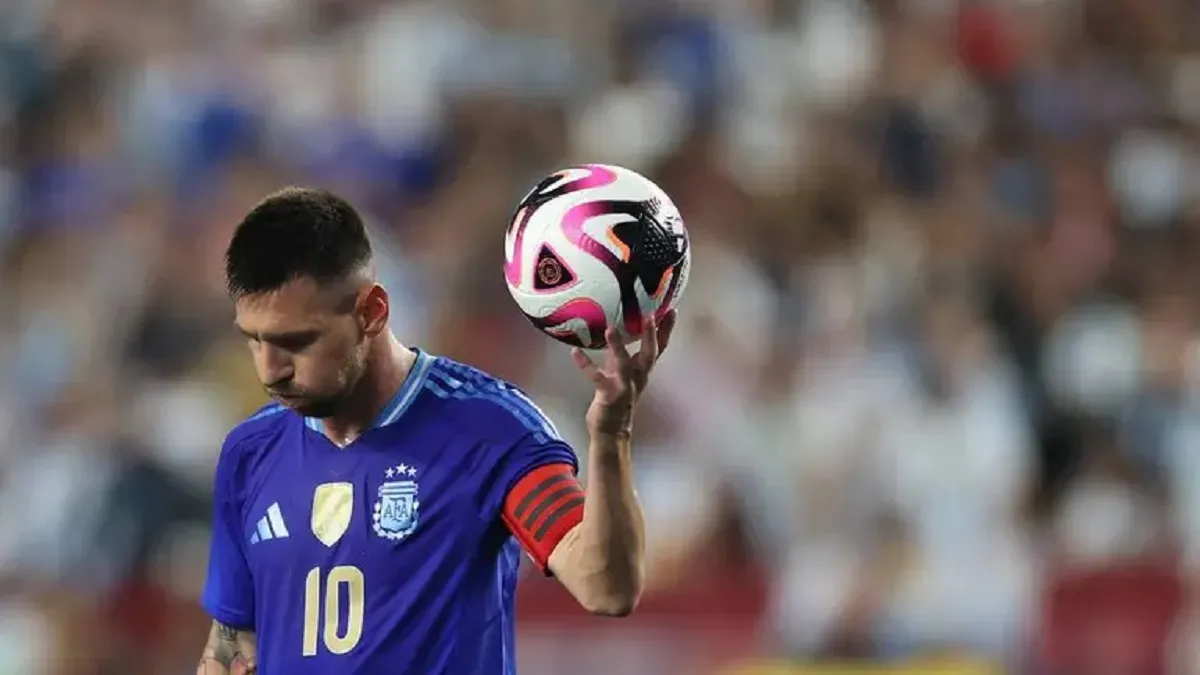 FIGURA DEL FÚTBOL. El astro argentino revolucionó la historia del fútbol: lleva 17 temporadas jugando, perdió cuatro finales de mundiales y tres de Copa América.