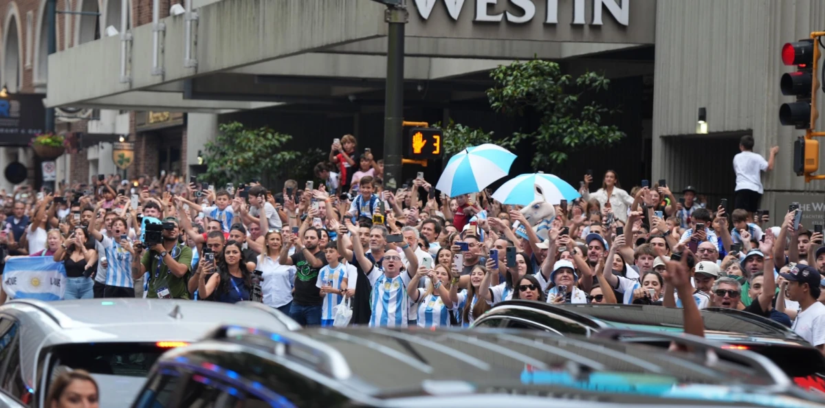 La impactante cantidad de hinchas argentinos en las calles de Atlanta antes del debut de la Copa América