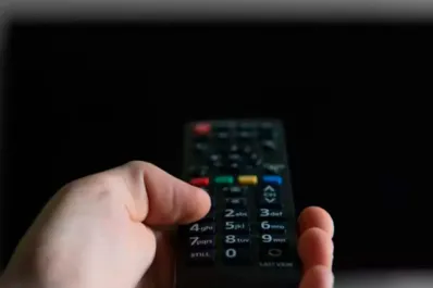 Conoce el truco para ahorrar electricidad con tu televisor