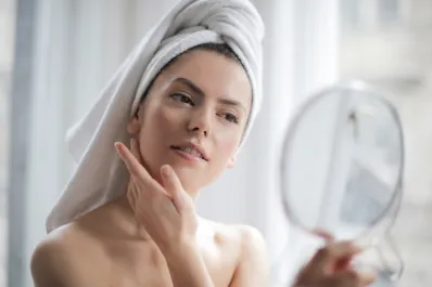 Qué alimentos contienen colágeno y elastina, las proteínas para mantener una piel joven