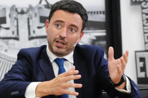 De Loredo dijo que el radicalismo apoyará la Ley Bases y el paquete fiscal en Diputados