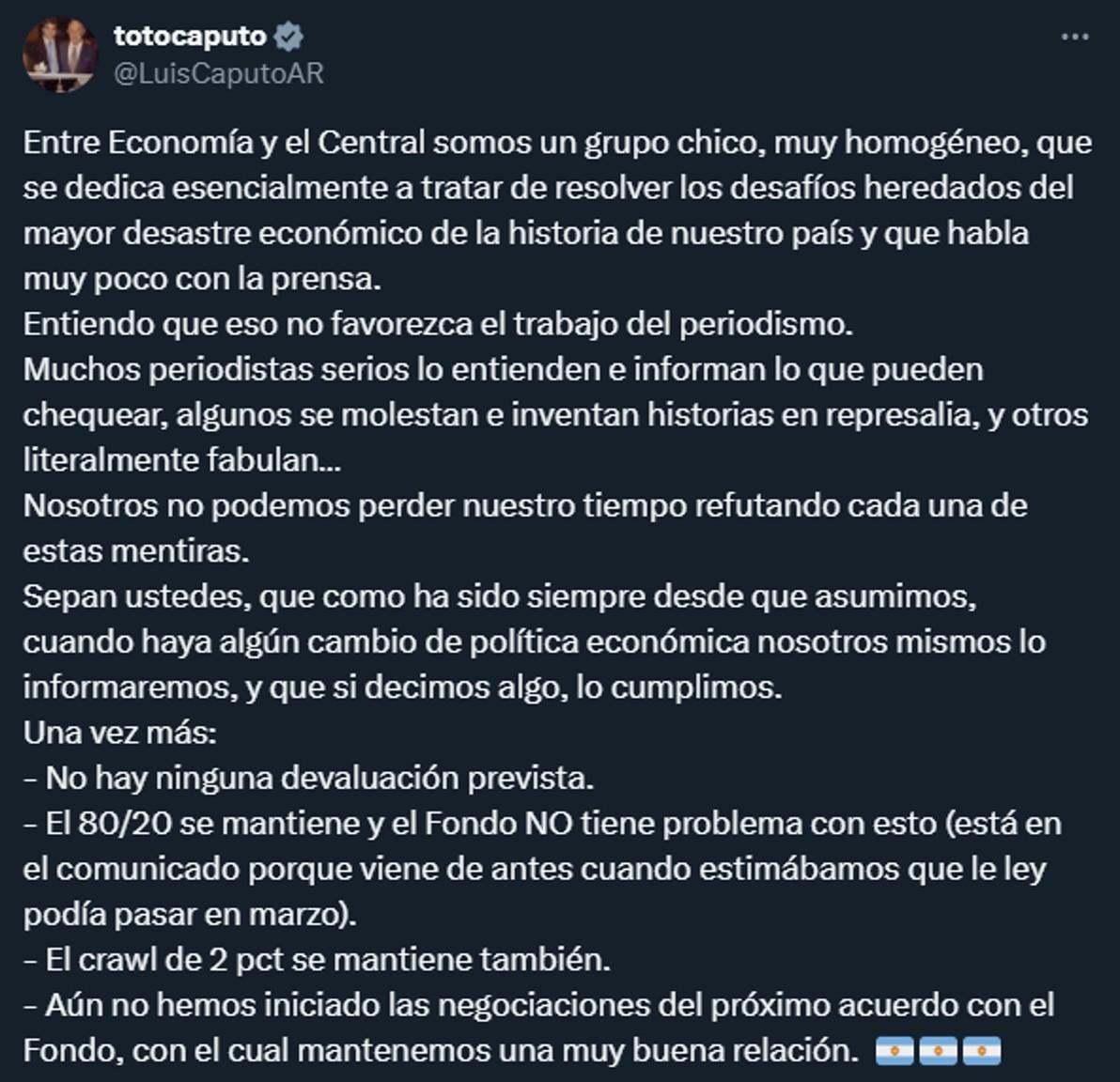 Caputo negó una megadevaluación y confirmó la continuidad del dólar Blend