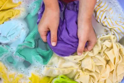 El método correcto para lavar la ropa y hacer que dure más