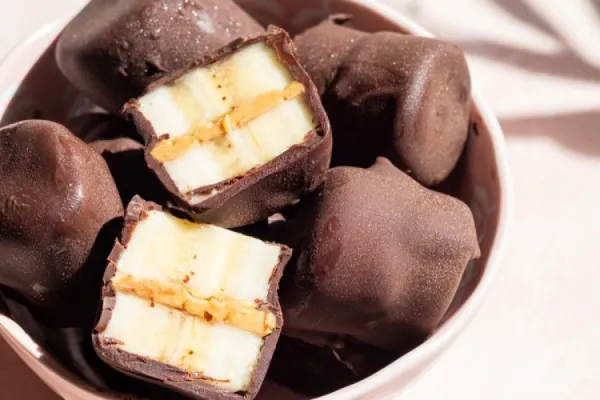 Bombones de banana y chocolate sin azúcar: un antojo dulce y saludable