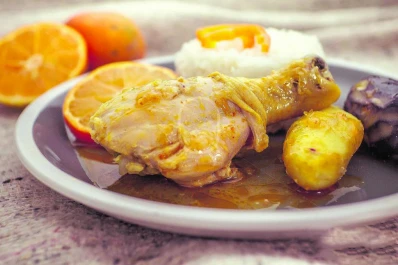 Sabores de temporada con naranja agria, que está en todos lados y es gratis