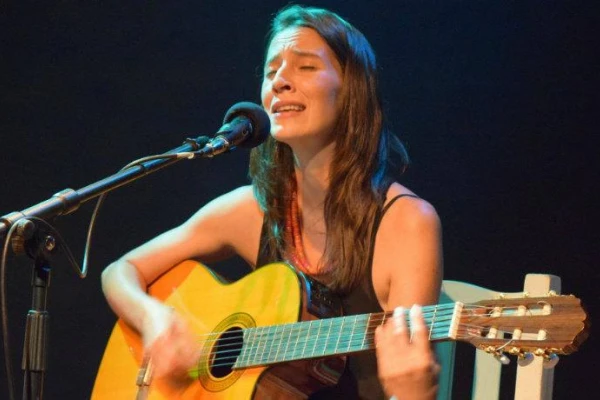 Música y letra habitarán las paredes de Casa Barda