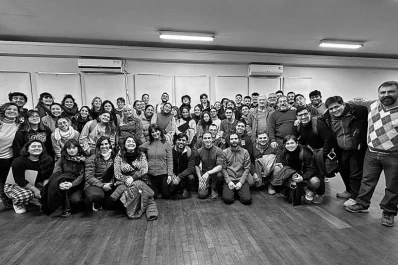 El Alberdi desborda de voces emotivas en una Odisea Coral