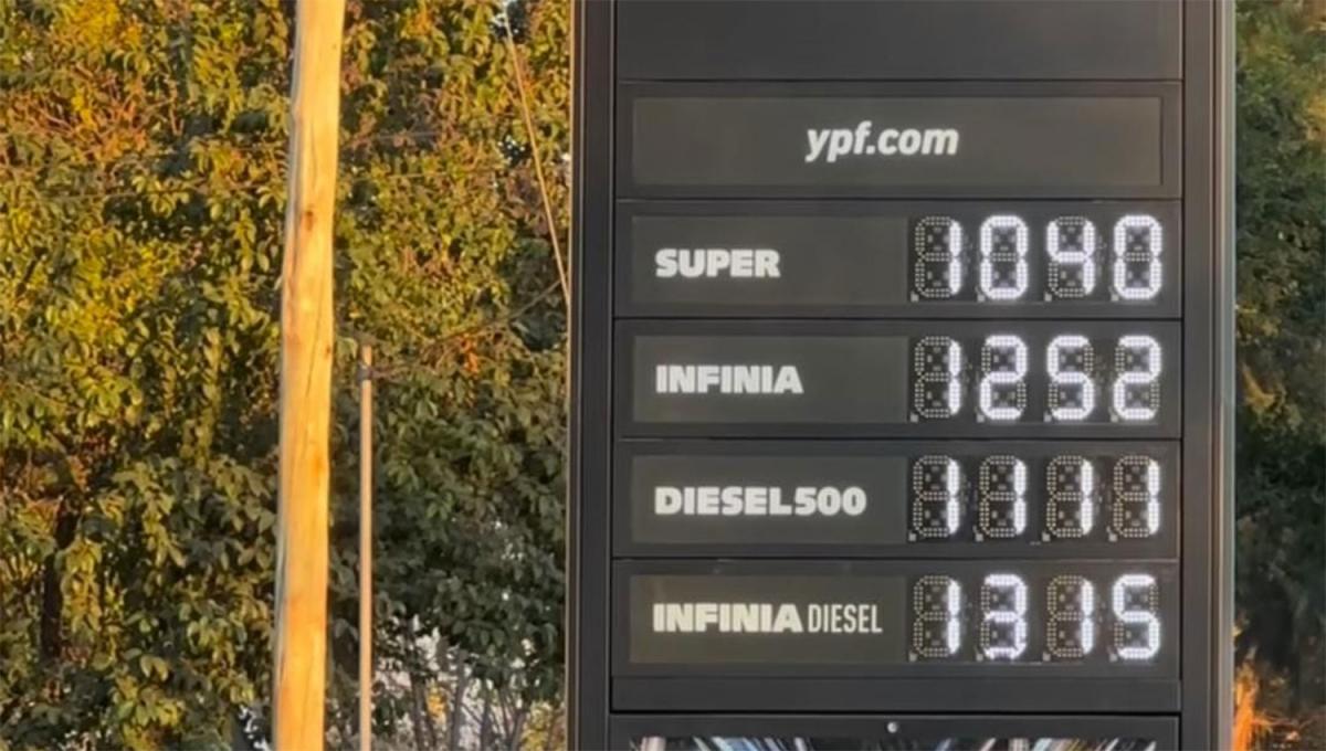 LOS NUEVOS PRECIOS. YPF ya actualizó los precios de los combustibles en toda la provincia. 