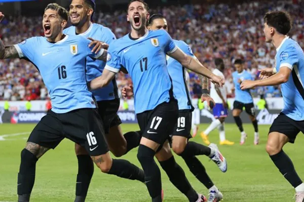 Uruguay terminó con puntaje ideal y Estados Unidos quedó eliminado