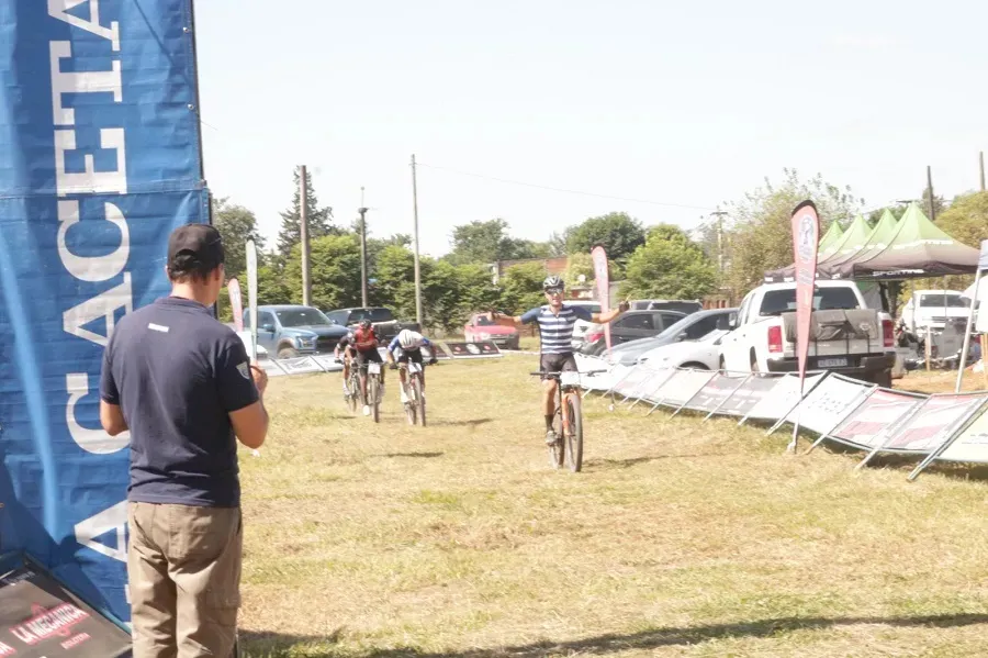 Raúl Pelegrina es el líder de la categoría Elite.