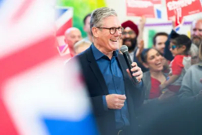 Elecciones en Reino Unido: los laboristas logran una aplastante victoria, según los primeros sondeos