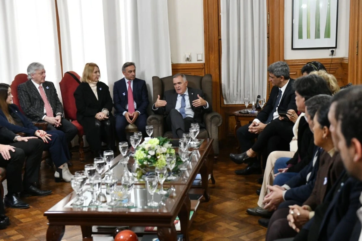 Encuentro en la Casa de Gobierno. COMUNICACIÓN PÚBLICA