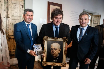 Unos 25.000 alumnos irán siete horas por día a la escuela