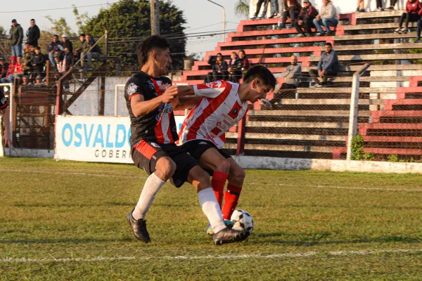 Escándalo en la Copa Tucumán: agresión a un árbitro y destrozos