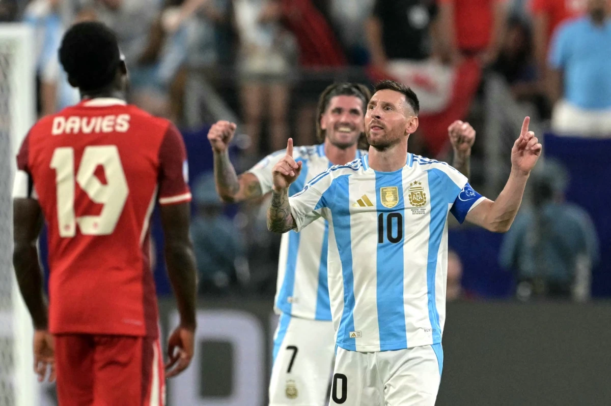 RECARGADO. Después de evidenciar molestias físicas ante Ecuador, Messi volvió a mostrarse en plenitud; tuvo un gran nivel que coronó con un gol.