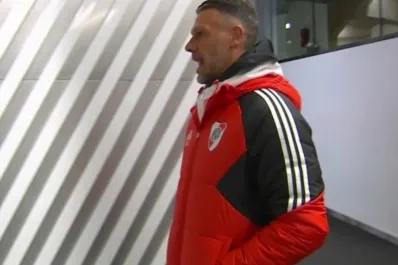 A puro silbidos: el hostil recibimiento de los hinchas de River a Martín Demichelis en el amistoso frente a Millonarios