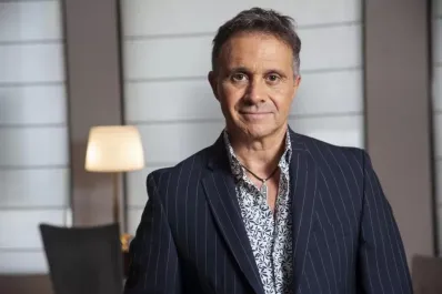 Sergio Lapegüe se emocionó hasta las lágrimas al recordar a su papá: Lo extraño