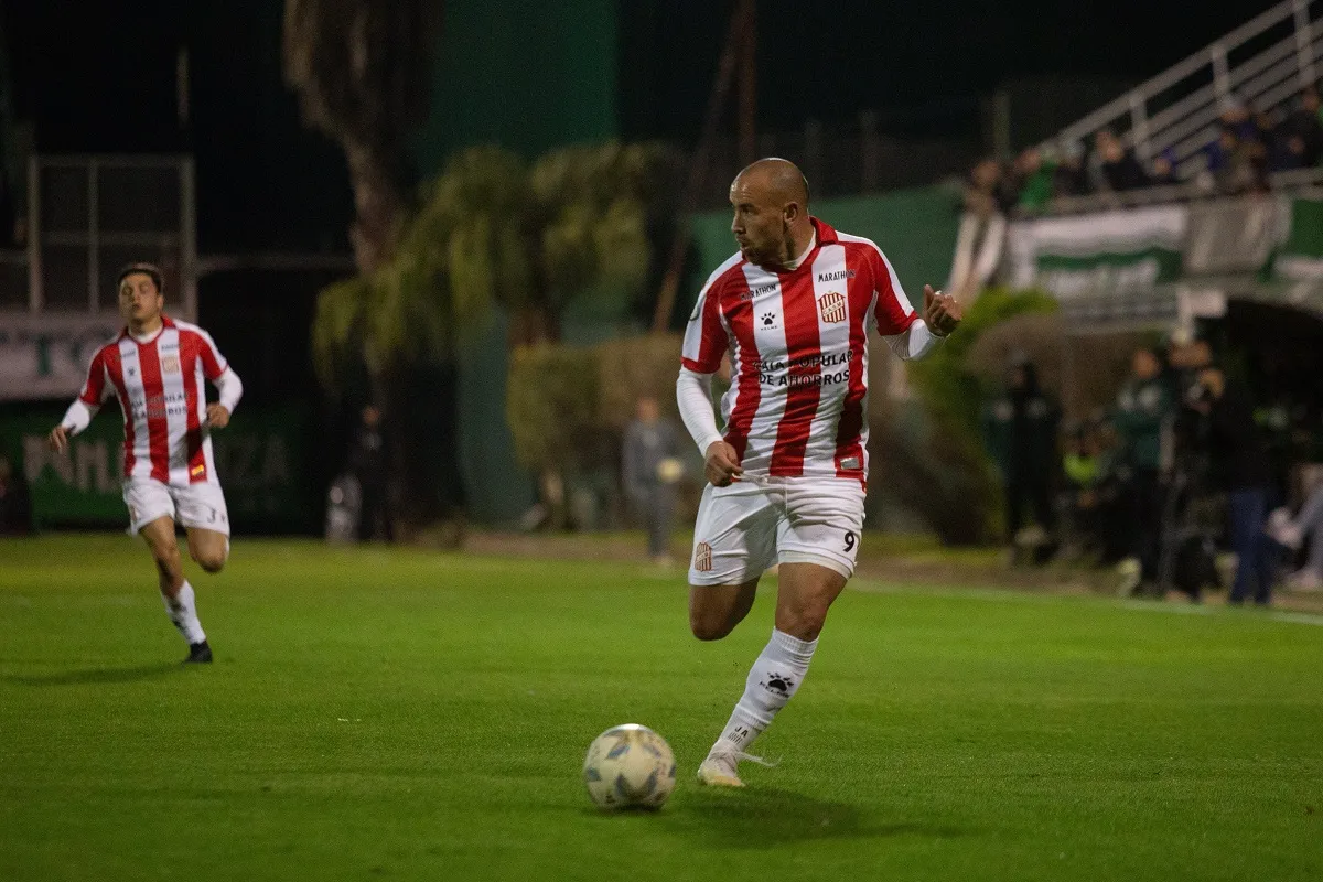SEQUÍA. Junior Arias es el goleador de San Martín de Tucumán con seis tantos, pero no marca desde hace más de un mes.