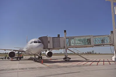 La desregulación aerocomercial arrancó con serias objeciones