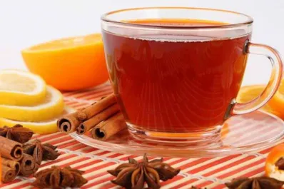 El té que alivia los síntomas del colon irritable y previene la distensión abdominal