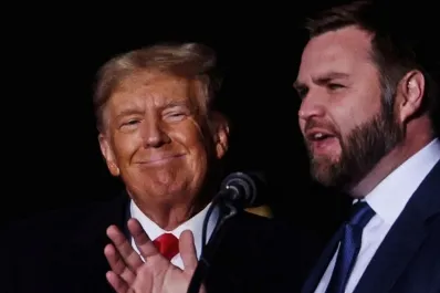 La fórmula es con un converso, que antes era crítico