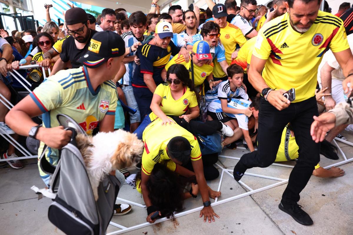 Caos, violencia y desorganización en la final de la Copa América 2024