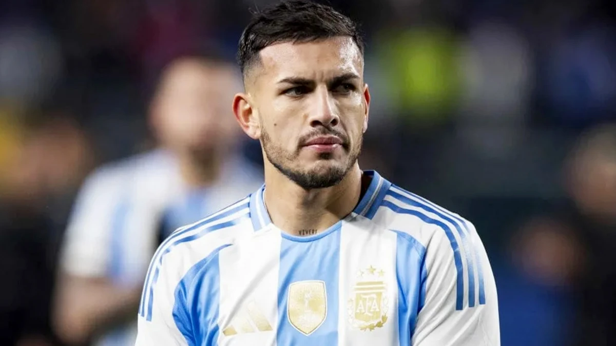 Paredes apuntó contra un cantante colombiano que quiso robar una camiseta argentina