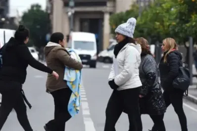Alerta por temperaturas extremas: cómo evitar que el frío afecte la salud de las personas