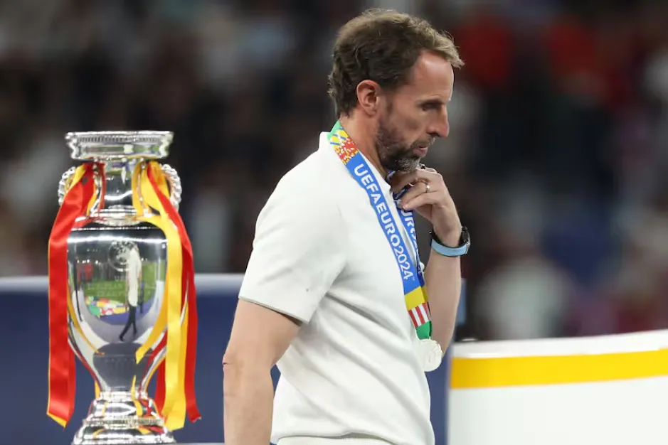 Tras perder la final de la Eurocopa, Inglaterra se quedó sin DT, y suena un argentino para reemplazarlo