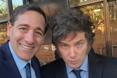 Javier Milei echó a Julio Garro por la polémica sobre los cánticos de la Selección contra Francia