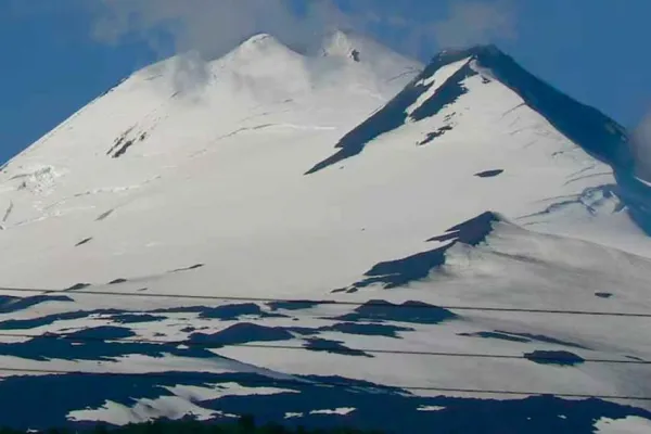 Murió un argentino tras caer 200 metros desde un volcán de Chile mientras hacía trekking