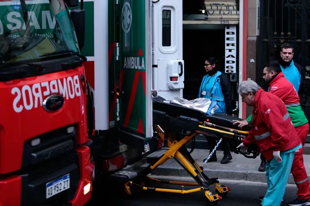 Miedo en Buenos Aires: un hombre disparó a los peatones desde su balcón en Palermo