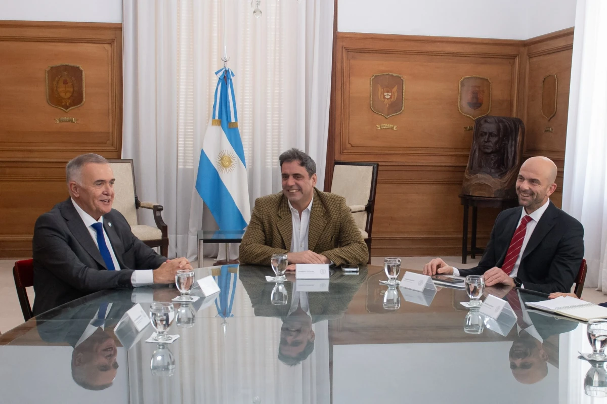 Apoyo para la remodelación del aeropuerto tucumano: encuentro clave entre Jaldo y Catalán