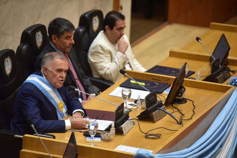 ANTECEDENTE. El 1 de marzo, en su discurso de apertura de sesiones ordinarias de la Legislatura, Jaldo había esbozado la idea de una reforma política.