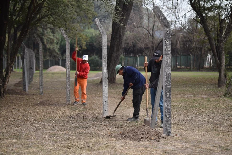 El municipio capitalino, atento a las obras en el club Lawn Tennis