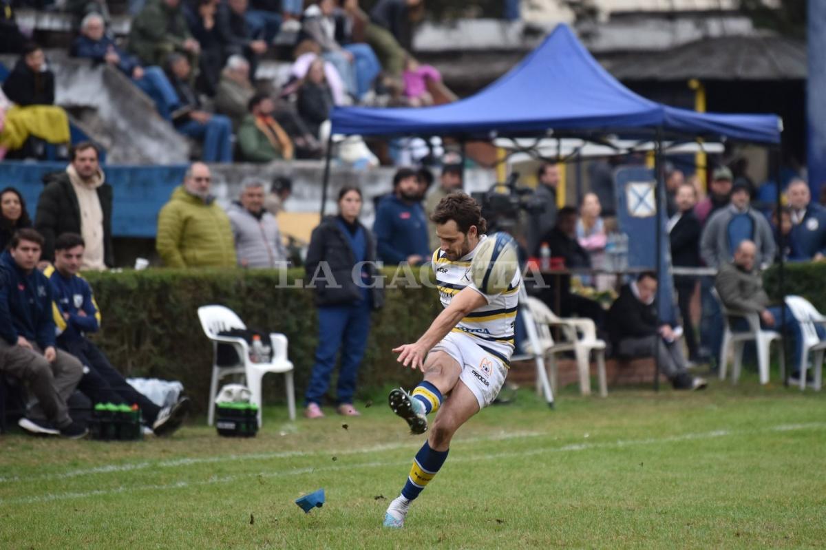 PRECISIÓN. Sánchez le aportó 17 puntos a la victoria por 42-21 de Lawn Tennis sobre Old Lions. Foto: Inés Quinteros Orio - LA GACETA