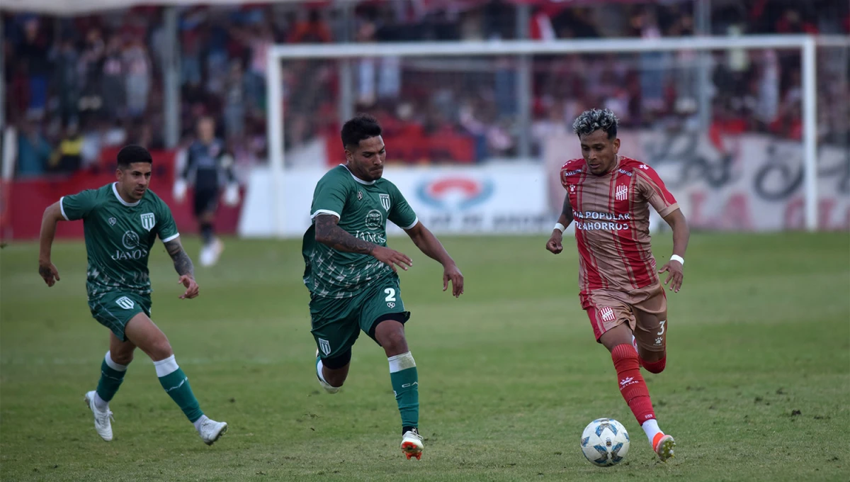 TITULAR. Lucas Diarte volverá a marcar la punta izquierda de la defensa de San Martín.