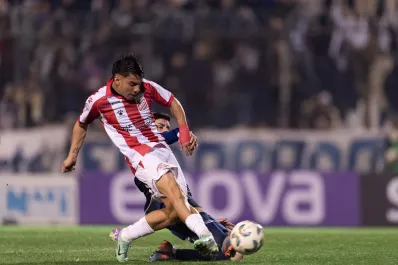 San Martín de Tucumán venció 2-1 a Quilmes y es puntero de la Zona A