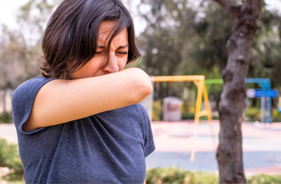 La tos postinfecciosa perdura después de un resfrío o una gripe